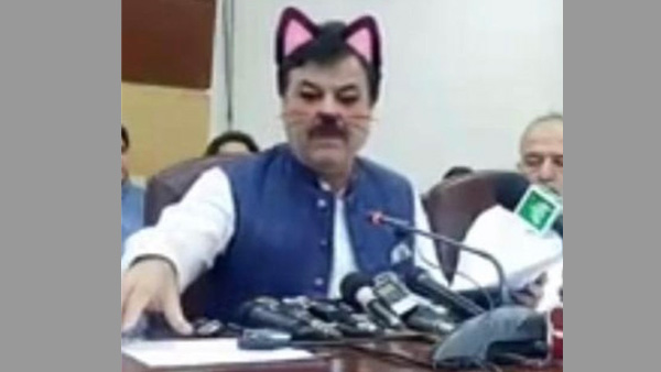 Imran Khan’s party goes live with ‘Cat Filter’ on and the result is hilarious Imran Khan’s party goes live with ‘Cat Filter’ on and the result is hilarious