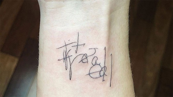 Woman who died of cardiac arrest for 27 minutes, scribbles eerie note; says Heaven is real Woman who died of cardiac arrest for 27 minutes, scribbles eerie note; says Heaven is real