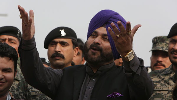 Is Navjot Singh Sidhu joining AAP: Prove it he says Is Navjot Singh Sidhu joining AAP: Prove it he says