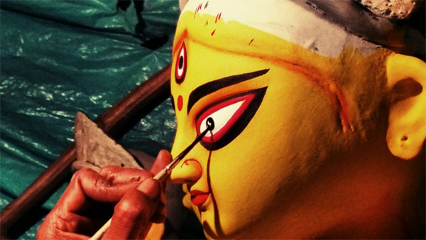 The ‘Chokkhodaan’ during Mahalaya