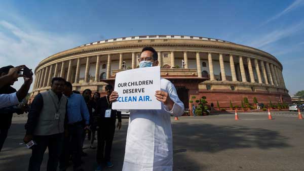 Congress MP wears mask