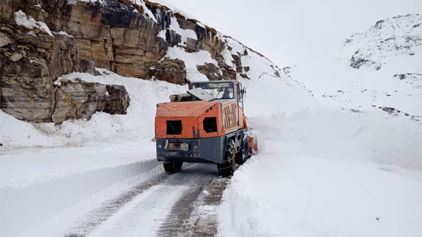 Manali Leh Highway