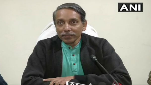 Leave past behind: JNU VC to students even as Delhi Police names Aishe Ghosh in FIRs Leave past behind: JNU VC to students even as Delhi Police names Aishe Ghosh in FIRs