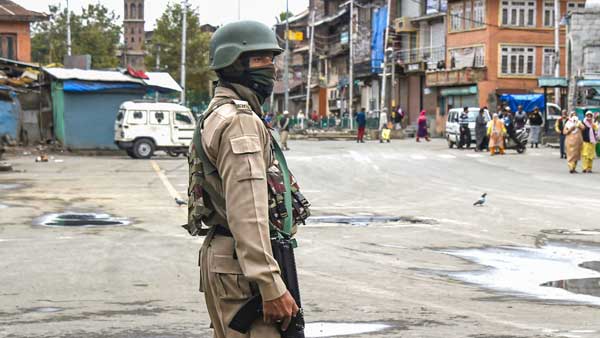 EU to skip guided tour to Kashmir, Govt says theyll visit valley later EU to skip guided tour to Kashmir, Govt says theyll visit valley later