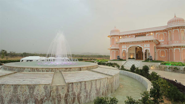 Madhya Pradesh crisis: While Kamal Nath struggles to hold the govt, his MLAs live a luxury life