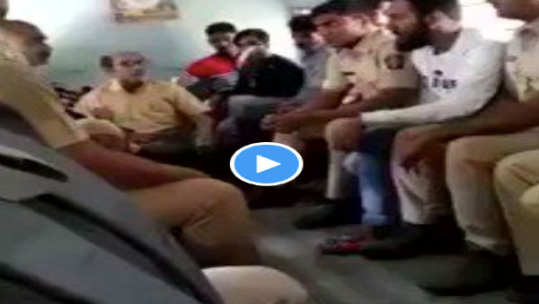 Fake: Man seen spitting on cops is not from Tablighi Jamaat Fake: Man seen spitting on cops is not from Tablighi Jamaat