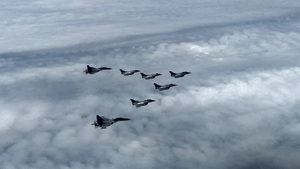 Five Rafale aircraft entering Indian airspace 