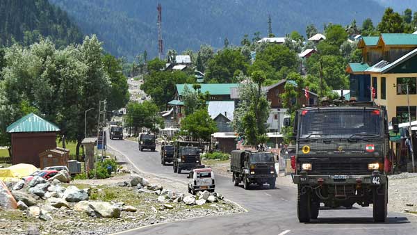 Amidst escalating tensions at Pangong Fingers, India sends more troops Amidst escalating tensions at Pangong Fingers, India sends more troops