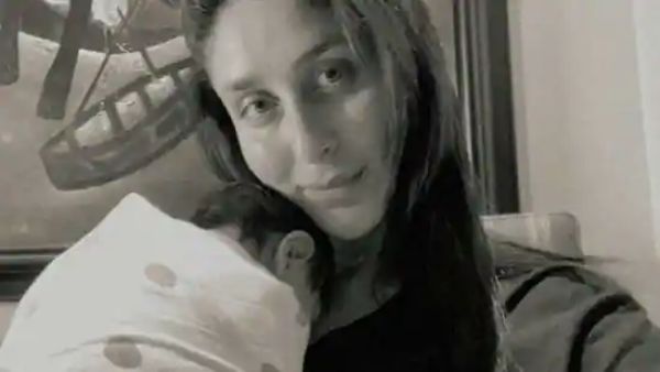 Kareena Kapoor Khan shares first picture with new born Kareena Kapoor Khan shares first picture with new born