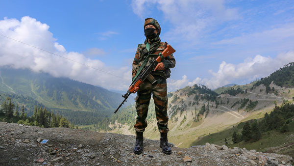 SC rules for women joining Army, says ‘created by males for males’ SC rules for women joining Army, says ‘created by males for males’