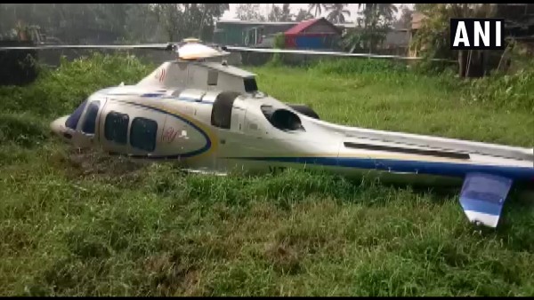Chopper crash lands in Kerala Chopper crash lands in Kerala