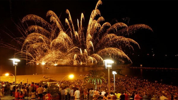 With subdued gaiety, Tamil Nadu ushers in New Year With subdued gaiety, Tamil Nadu ushers in New Year