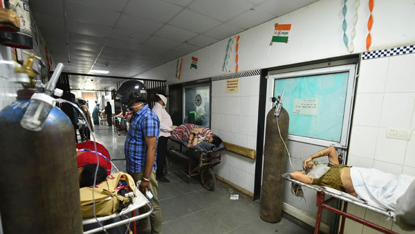 On oxygen shortage, Delhi hospitals say in better situation, admissions re-open On oxygen shortage, Delhi hospitals say in better situation, admissions re-open