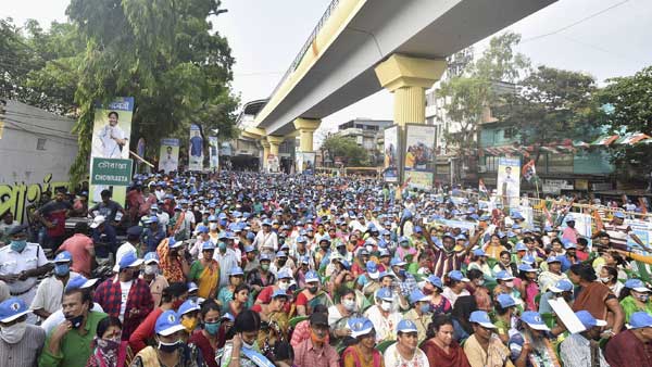 Flouting COVID-19 norms: EC says won’t hesitate in banning rallies Flouting COVID-19 norms: EC says won’t hesitate in banning rallies