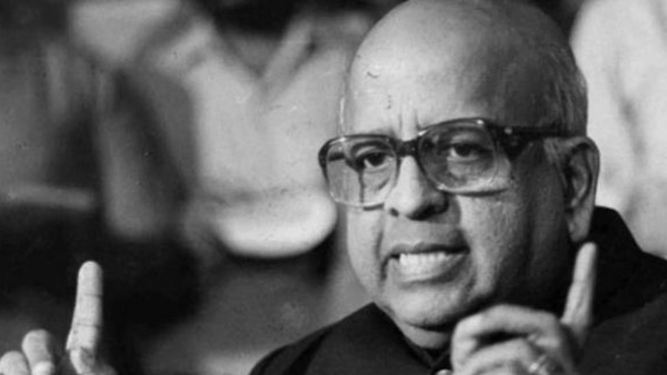 Lalu alleges conspiracy as TN Seshan postponed Bihar elections for the fourth time (1995):