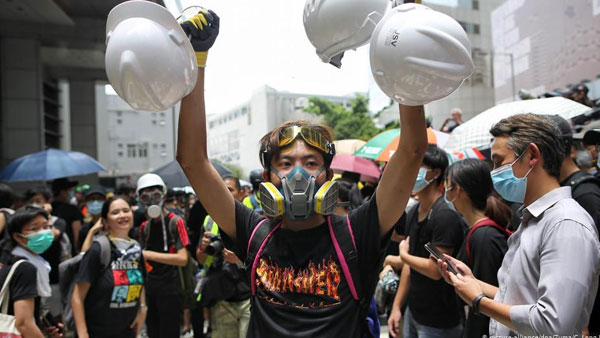 Face mask, face shield, FFP2, N95 — whats the difference?