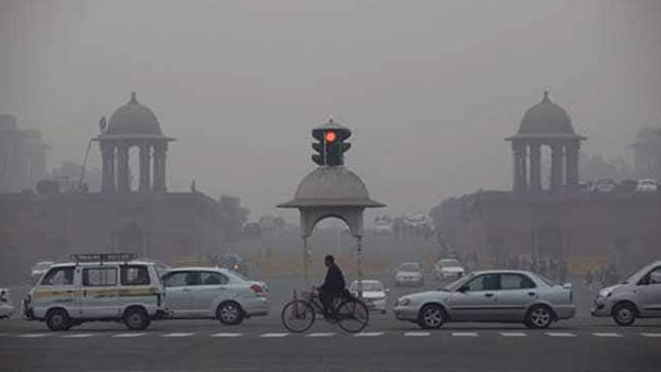 Delhi experiences humid morning Delhi experiences humid morning