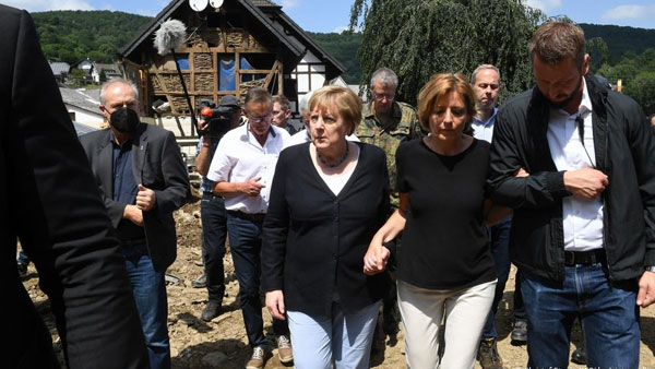 Germany needs better climate policy, Merkel says