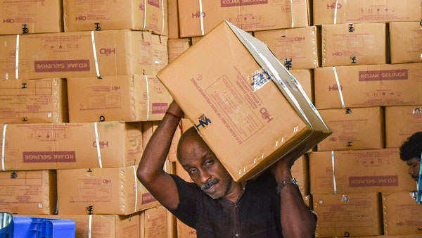 US Covid-19 vaccine: Regulatory issues holding up supplies to India US Covid-19 vaccine: Regulatory issues holding up supplies to India