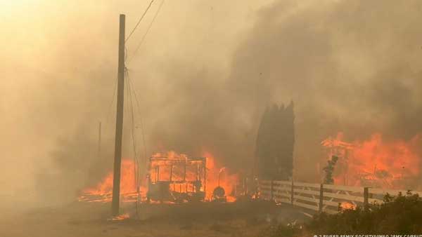 Canada: Wildfire destroys town of Lytton amid heat wave Canada: Wildfire destroys town of Lytton amid heat wave