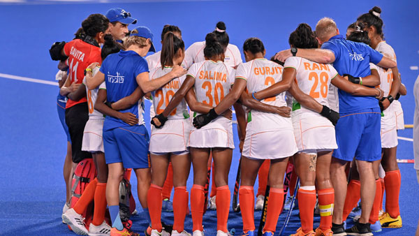 Rs 11 lakh for house or cars if you win Olympic medal: Gujarat Diamond trader promises to womens hockey team Rs 11 lakh for house or cars if you win Olympic medal: Gujarat Diamond trader promises to womens hockey team