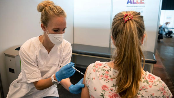 COVID: Germanys Spahn urges more jabs COVID: Germanys Spahn urges more jabs