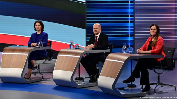 Candidates spar in final TV debate