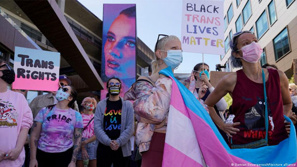 Netflix staff walkout to protest comedy special