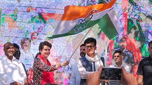 Priyanka Gandhis new UP poll promise: Rs 10 free health treatment, 20 lakh jobs, half the electricity bill Priyanka Gandhis new UP poll promise: Rs 10 free health treatment, 20 lakh jobs, half the electricity bill