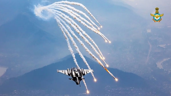 Stunning images of Rafale jet carrying Scalp stealth cruise missile released: See here