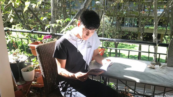 Spain seeks to prop up the young and desperate