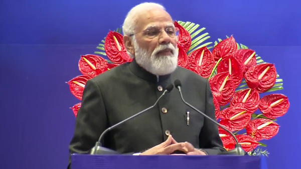 Banks need to adopt partnership model; can give great push to economy, says PM Modi Banks need to adopt partnership model; can give great push to economy, says PM Modi