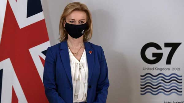 G7 summit: UK warns Russia against Ukraine invasion