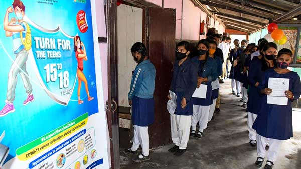 India begins Covid vaccination for 15-18 year olds; over 12 lakh cildren registered on CoWin India begins Covid vaccination for 15-18 year olds; over 12 lakh cildren registered on CoWin