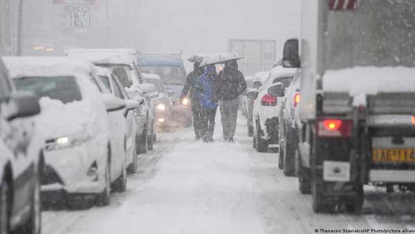 Cold snap shocks Turkey and Greece