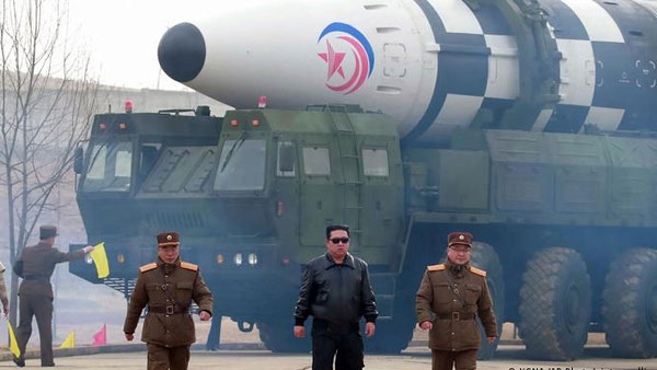 N Korea faked monster missile launch, says Seoul N Korea faked monster missile launch, says Seoul