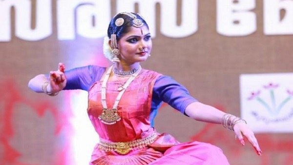 Muslim-born Bharatanatyam exponent barred from performing in Kerala Hindu temple; Shashi Tharoor shocked Muslim-born Bharatanatyam exponent barred from performing in Kerala Hindu temple; Shashi Tharoor shocked