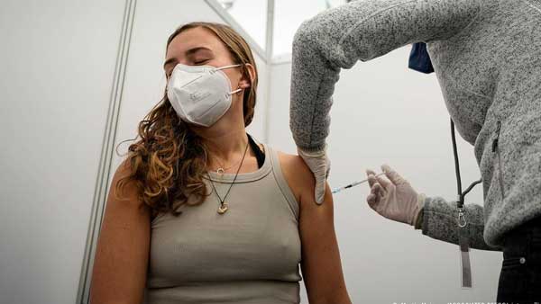 Do COVID vaccines affect menstruation?