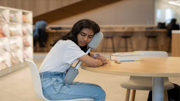 napEazy - World’s only neck, back, and spine support pillow