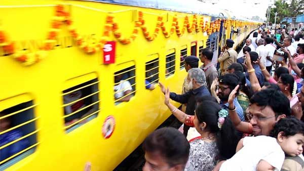 Bharat Gaurav train arrives in Nepal as part of Shri Ramayana Yatra Bharat Gaurav train arrives in Nepal as part of Shri Ramayana Yatra