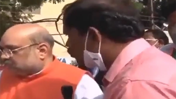 Fact Check: Was Amit Shah left speechless after a Hyderabad reporter asked him questions Fact Check: Was Amit Shah left speechless after a Hyderabad reporter asked him questions