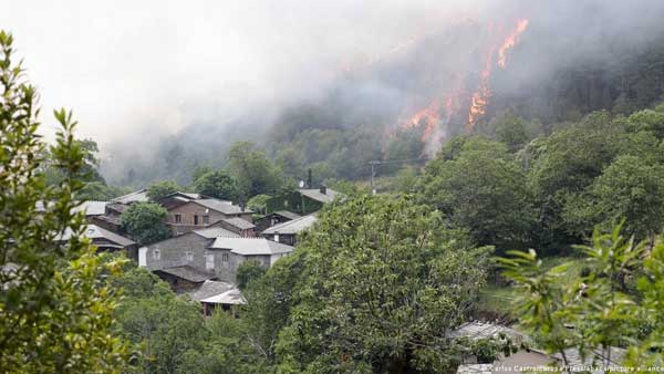 Surviving Spains second scorching heat wave