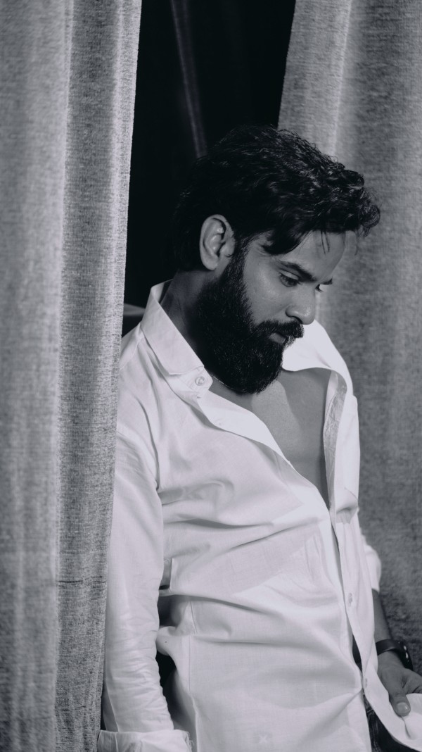 Choreographer Taruns aerial dancing is winning hearts on Josh app