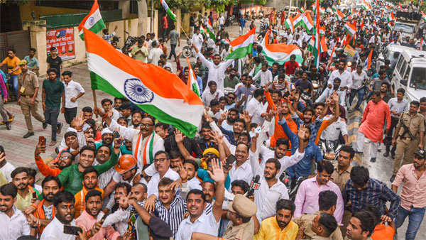 Avoid large gatherings while celebrating I-Day in view of Covid cases: Centre tells States Avoid large gatherings while celebrating I-Day in view of Covid cases: Centre tells States