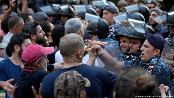 Lebanon: Gunman holds up bank to access his savings