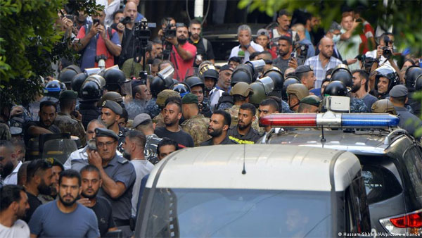 Lebanon: Gunman holds up bank to access his savings