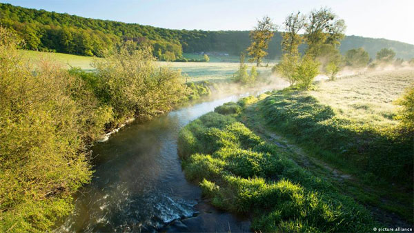 Can rivers and lakes recover from drought?