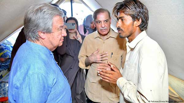 Pakistan floods: UN chief denounces climate carnage