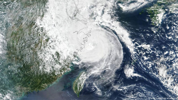 China: Typhoon Muifa hits densely populated coastal region