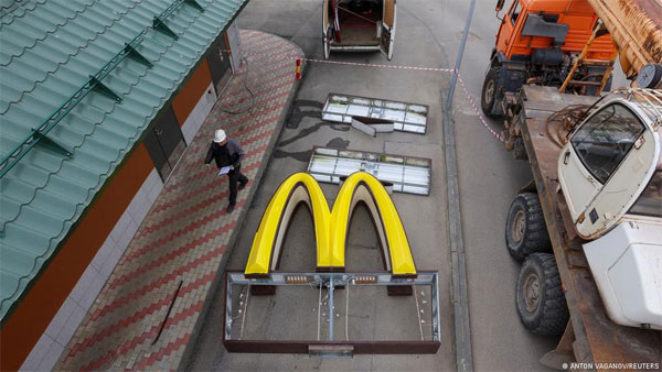 Is Russias economy really hurting? Is Russias economy really hurting?